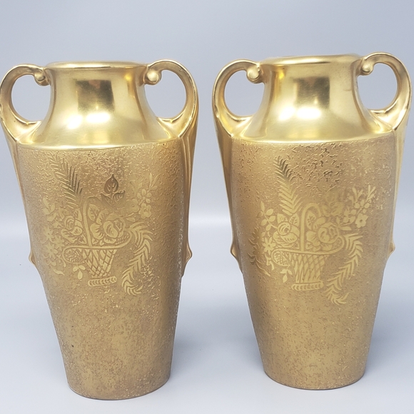 Wehinger & Co. Antique Gold Vases (Circa 1920) - Picture 5 of 15